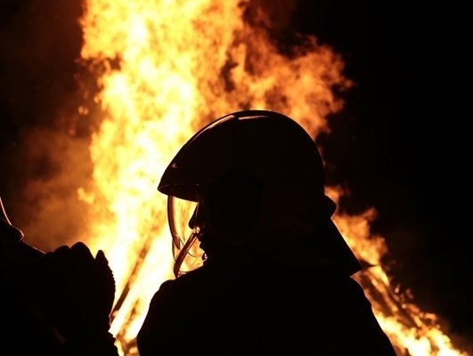 Пожар, тръгнал от зарядно, уби три жени в столичния кв. Свобода