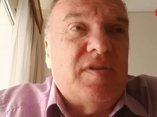 Владимир Чуков: Тръмп не се намесва в Иран, но пръстът му е на спусъка