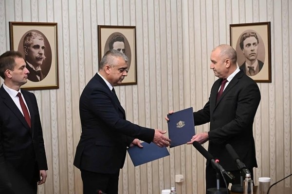 АПС: Върнахме мандата, за да има честни избори