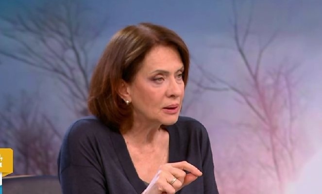 Надежда Нейнски: Поканата до Радев не е персонална, но това е абсурден спор