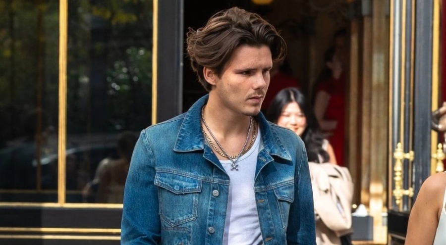 Круз Бекъм реагира на твърденията за неуместния танц на майка си