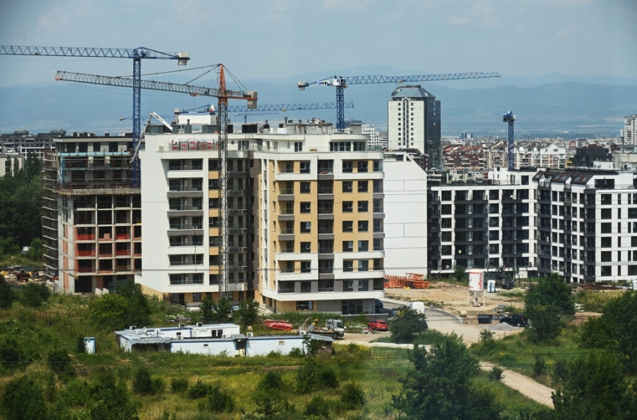 Към края на 2025 г. нараства делът на сделките за жилища, реализирани със собствени средства на купувачите в София