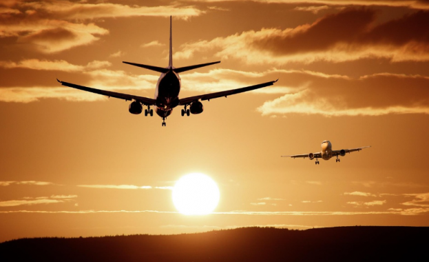 Авиокомпании въвеждат такса за разговор с човек