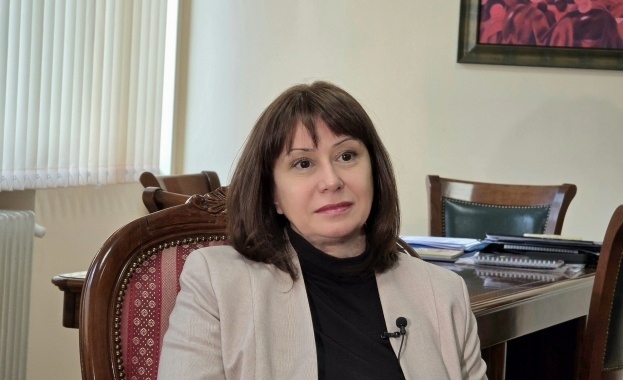 Омбудсманът алармира за последиците от спирането на буферни паркинги в столицата и настоява за преразглеждане на решението