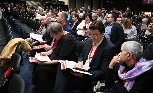 Крум Зарков е новият председател на БСП, спечели от раз