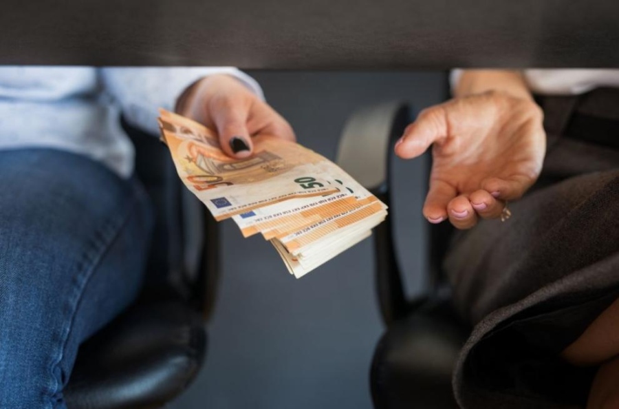 Тревожни данни: България и Унгария с най-ниските места в ЕС по борба с корупцията