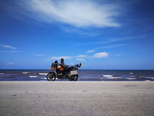 Деян - най-близкият приятел на Иво Калушев, открил телата на Петрохан