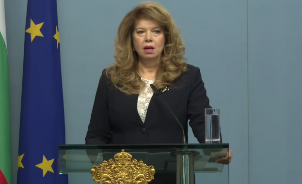 Йотова: Скоро ще има нова административна структура на президентската институция