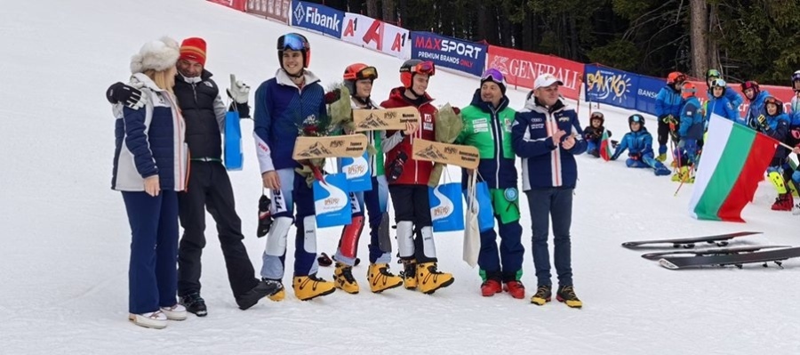 Банско посрещна сноубордистите начело с медалиста Тервел Замфиров