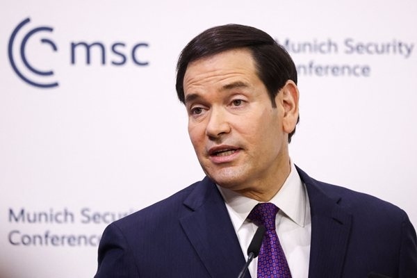 Марко Рубио: САЩ не се опитват да се откъснат от Европа, а да подновят старата дружба