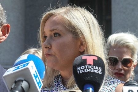 Имейл на Епстийн твърди, че Андрю е правил секс по взаимно съгласие с Вирджиния Джуфре