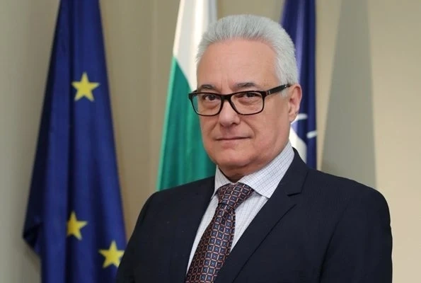 Марин Райков и Ради Найденов са новите зам.-министри във Външно