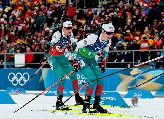 Излъчват на голям екран масовия старт с Лора и Милена в общината в родния им Троян