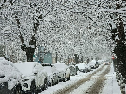 23 февруари започва със слънце, после се заоблачава, а градусите се качват бавно