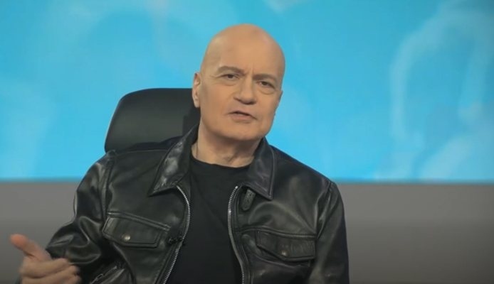 Слави Трифонов: Привикал ли е вътрешният министър полицаите, ангажирани със случая Петрохан