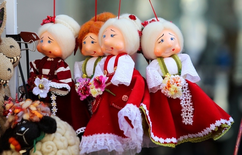 Първи мартеници в евро: Какви са цените?