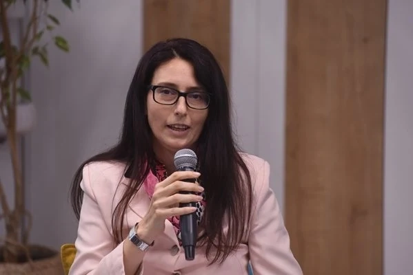 Президентът Йотова подписа указ за освобождаването на Ангелина Бонева като служебен министър на регионалното развитие