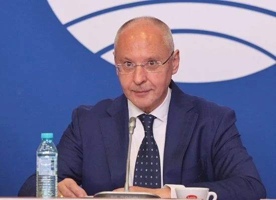 Станишев: Чувам, че ще има хора от БСП при Радев