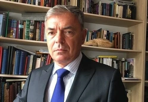 Министър Игнатов: Понеделникът след изборите ще бъде присъствен, но неучебен