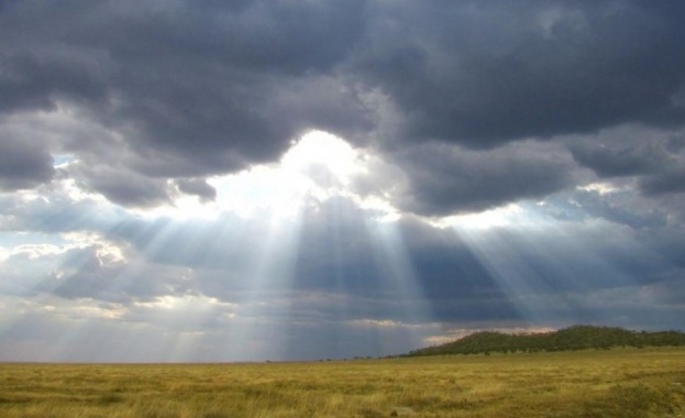 Облачно време днес