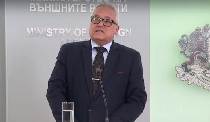 МВнР: Всички българи незабавно да напуснат зоната на конфликта в Близкия изток