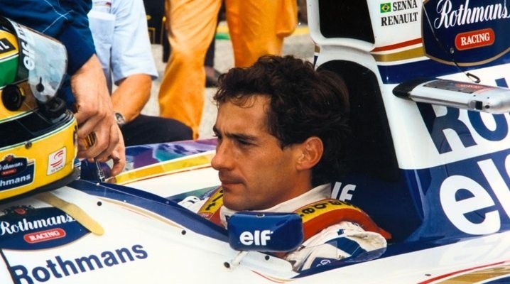 Продават първия автомобил на Сена