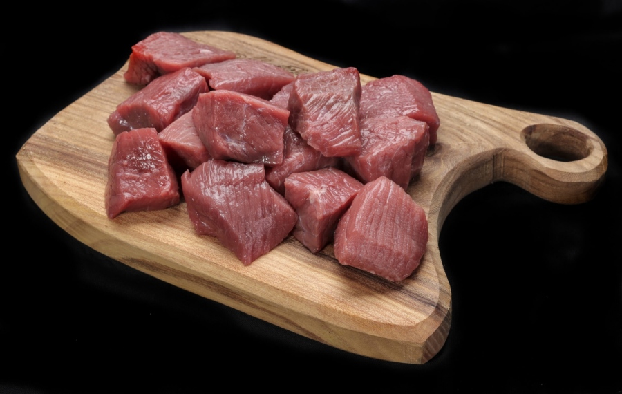 Незаконни кланици край Кърджали: Тонове месо без контрол са стигнали до пазара