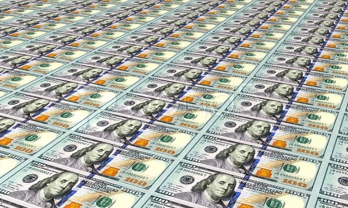 Подписът на Тръмп ще фигурира върху 100-доларови банкноти