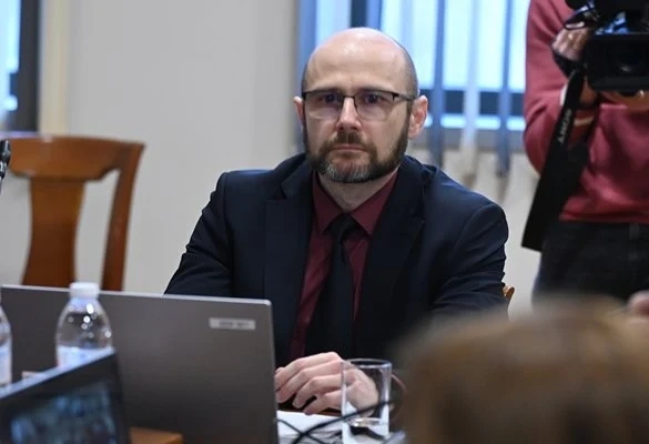 Правосъдният министър освободи шефа на затвора в София, предложил Брендо за освобождаване