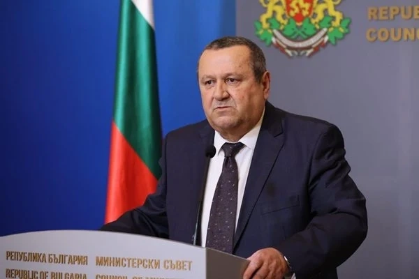 Хасан Адемов: Най-важното е кризата да не се прехвърли към ежедневието на хората