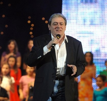 Почина певецът, композитор и поет Михаил Белчев