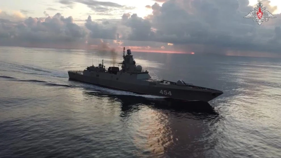 Украйна е поразила руски боен кораб в Черно море