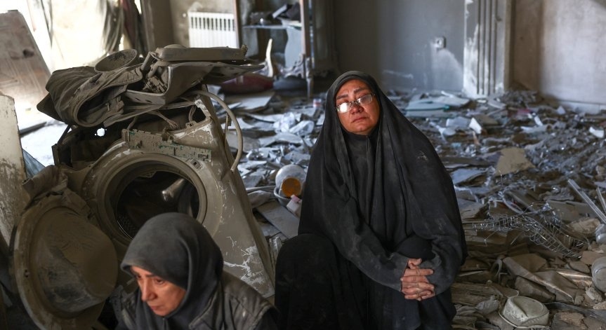 Иран призова за незабавна евакуация в ОАЕ, Саудитска Арабия, Бахрейн, Кувейт и Катар