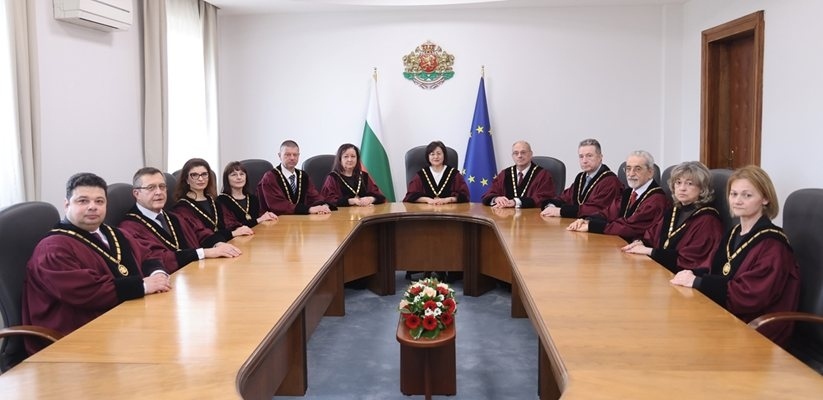 Ограничението за мандатите на и.ф. шефове във ВКС, ВАС и за главен прокурор не е противоконституционно