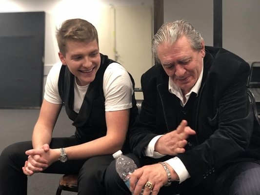 Константин Белчев: Обичам те, Татко! Ще стъпваш чрез мен на сцената, както ти пожела