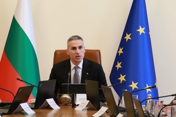 Гюров: Гласове се купуват за два хляба и три салама