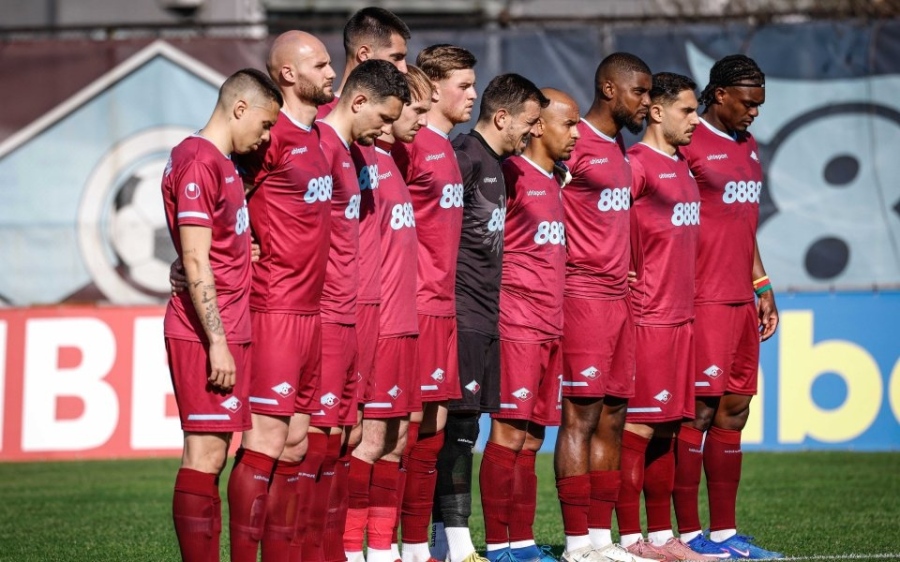 Късен гол донесе победата на Септември срещу Славия