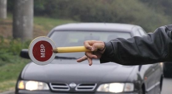  Мъж получава глоби за коли, които не притежава и не е управлявал