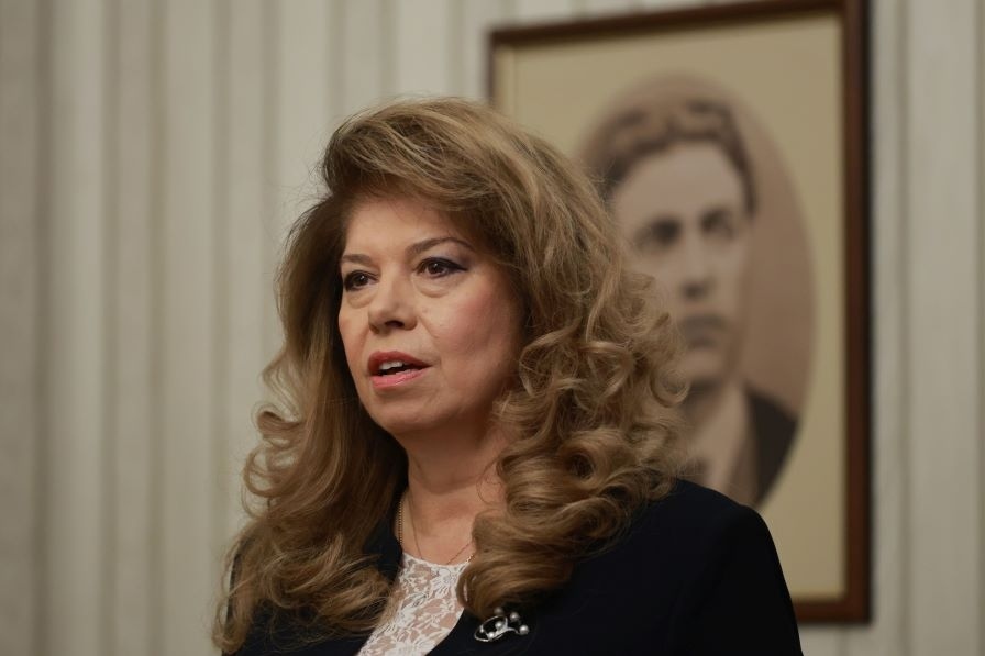 Йотова в обръщение към народа: Дайте гласа си, за да не бъде той само звук