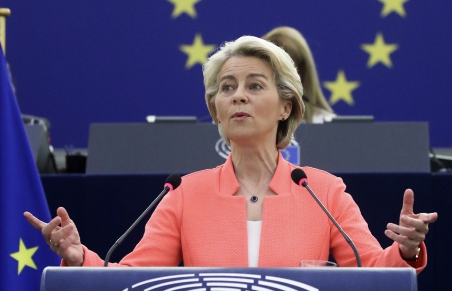 Урсула фон дер Лайен пристига в Будапеща