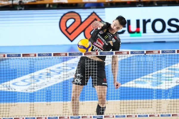 Спортист №2 на България Алекс Николов ще спори пак за титлата на Италия