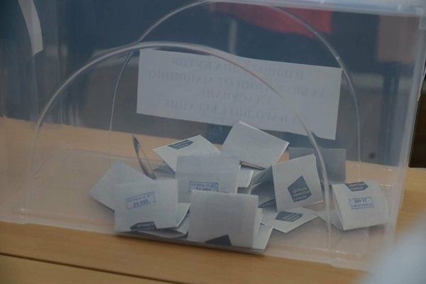 Мяра в 20:01 ч.: Радев с 38,7%, втори ГЕРБ с 14,8%, БСП на ръба