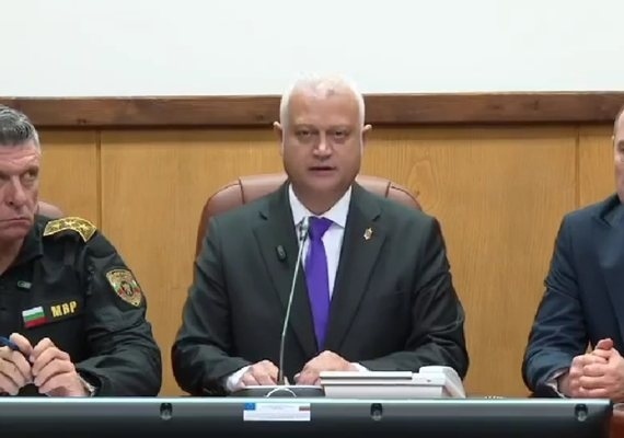 Министър Дечев обяви за кои партии са сигналите за купуване на гласове