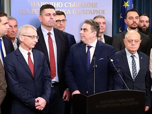 ПП кани партньорите на лидерска среща - решават дали продължават заедно, или поотделно