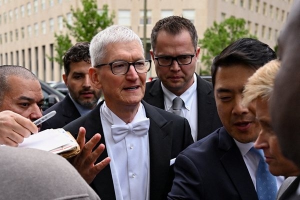 Apple отчете 111 млрд. долара приходи и силен ръст