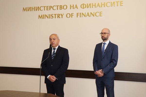 Министрите ще се отчитат всеки месец за харчовете на ведомствата си