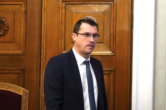 Румен Радев назначи Николай Копринков за шеф на политическия си кабинет