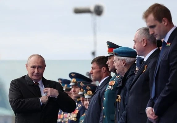 Как парадът за 9 май стана проблем за Путин