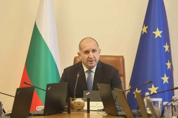 Радев: Ще има още конкретни мерки за контрол на крайните цени и прозрачно ценообразуване