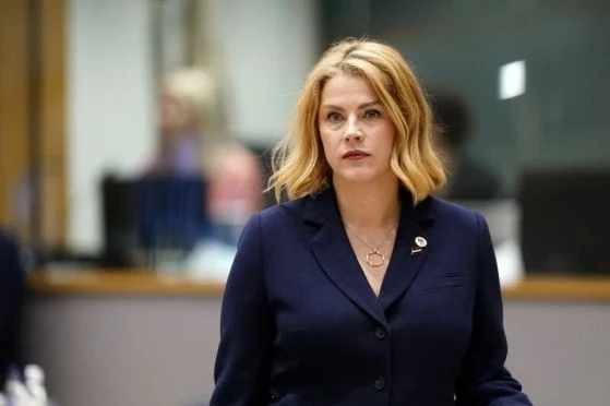 Министър-председателката на Латвия подава оставка